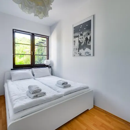 Rainbow With Terrace By Oneapartments Appartement *